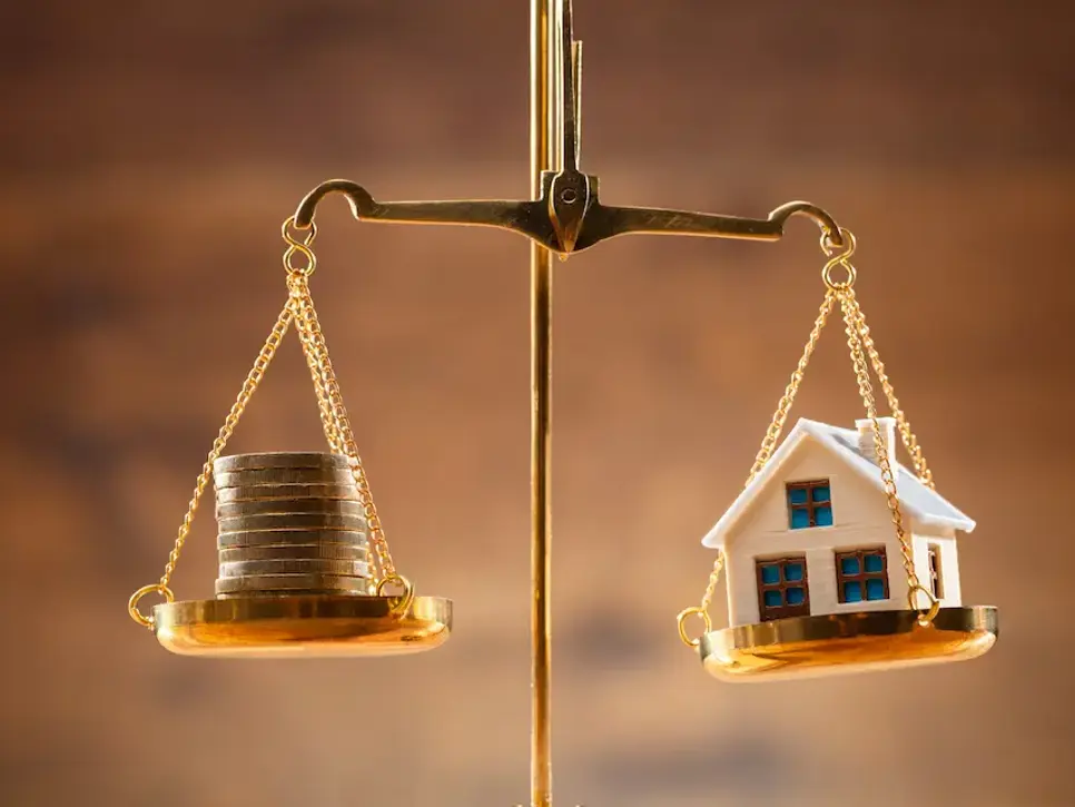 Understanding Market Value vs. Cash Offers on Home Sales